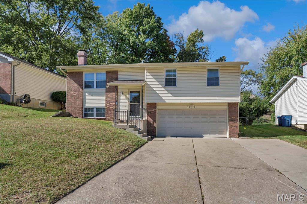 1371 Mckelvey Road Property Photo 1