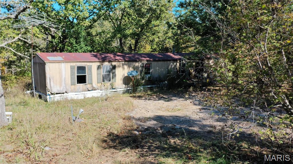 611 County Road 2403 Property Photo 7