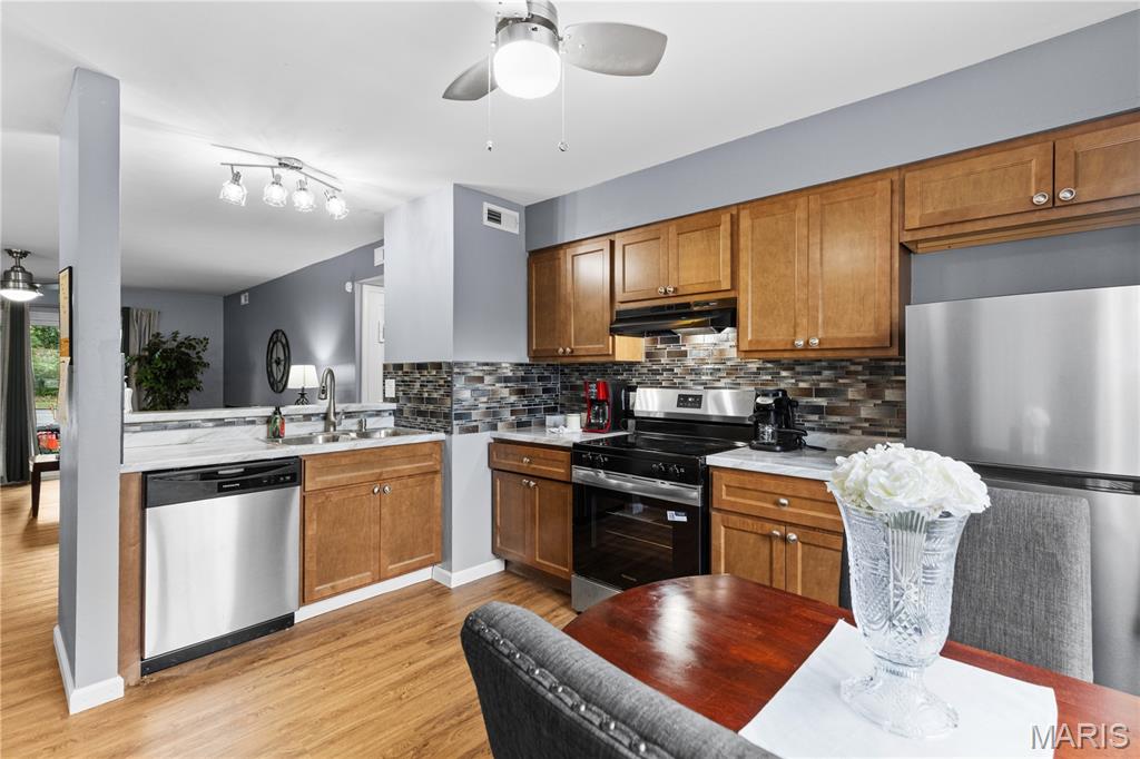 4126 Island Terrace Court Property Photo 15