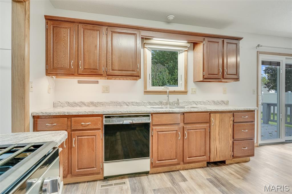 706 Ash Street Property Photo 15