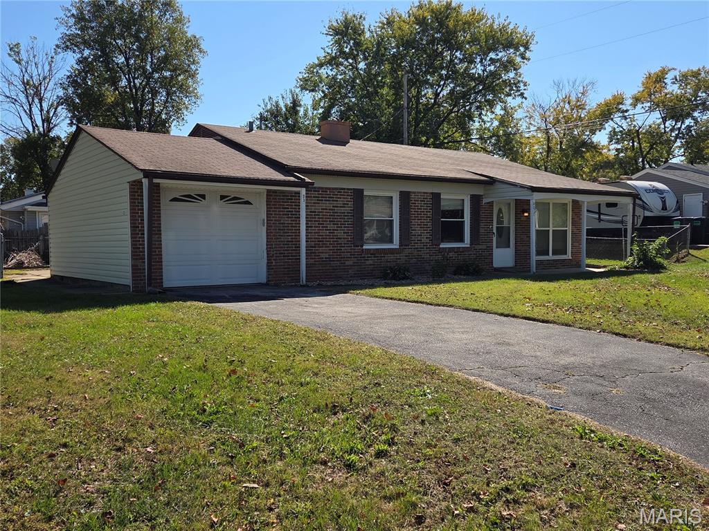 33 Steeplechase Drive Property Photo 2