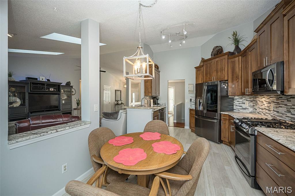 1414 Remington Oaks Terrace Property Photo 14