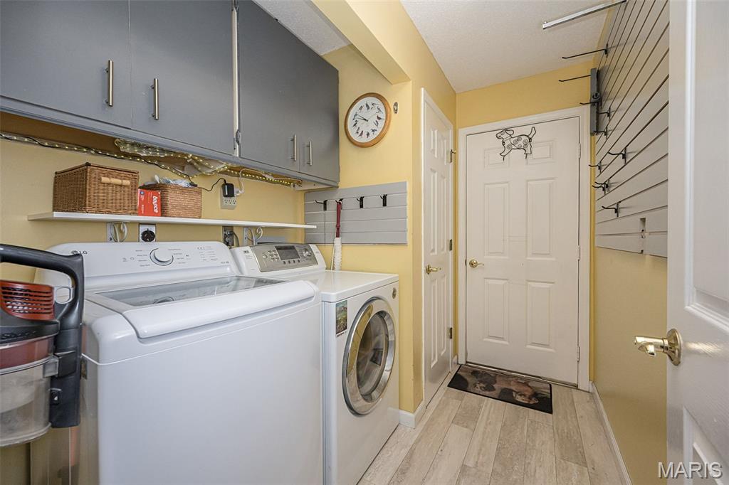 1414 Remington Oaks Terrace Property Photo 23