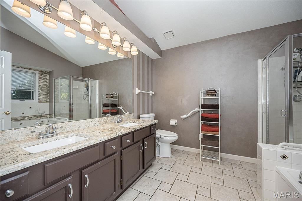 1414 Remington Oaks Terrace Property Photo 27
