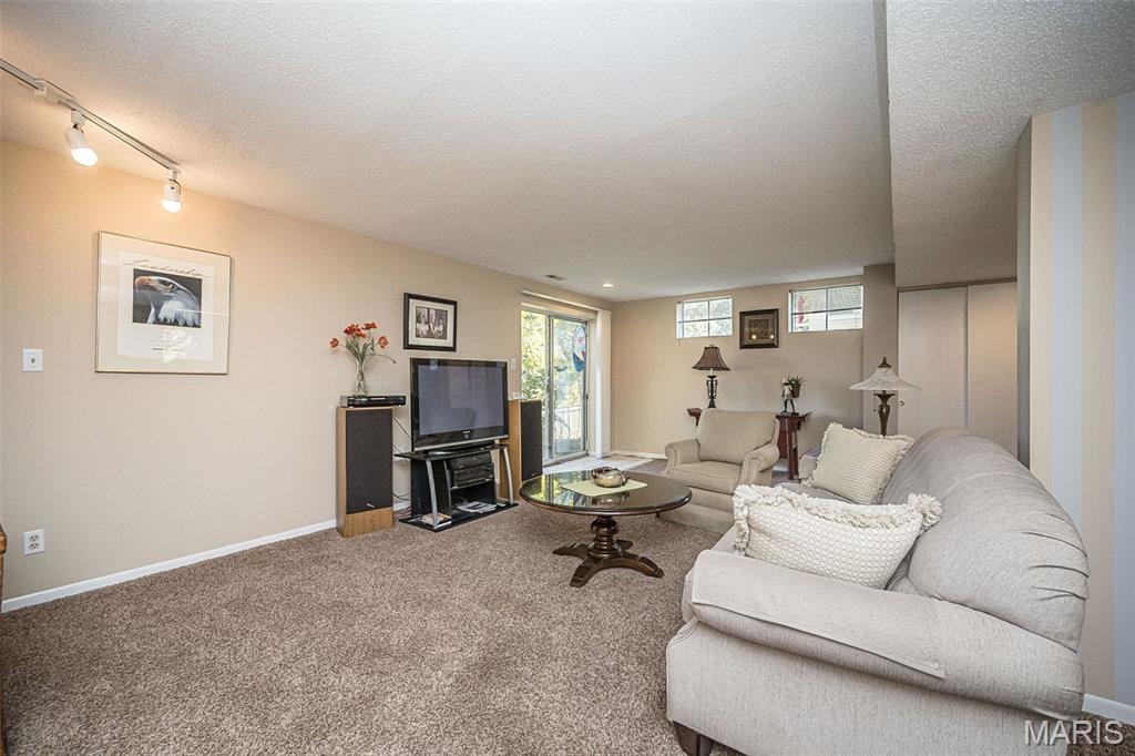 1414 Remington Oaks Terrace Property Photo 36