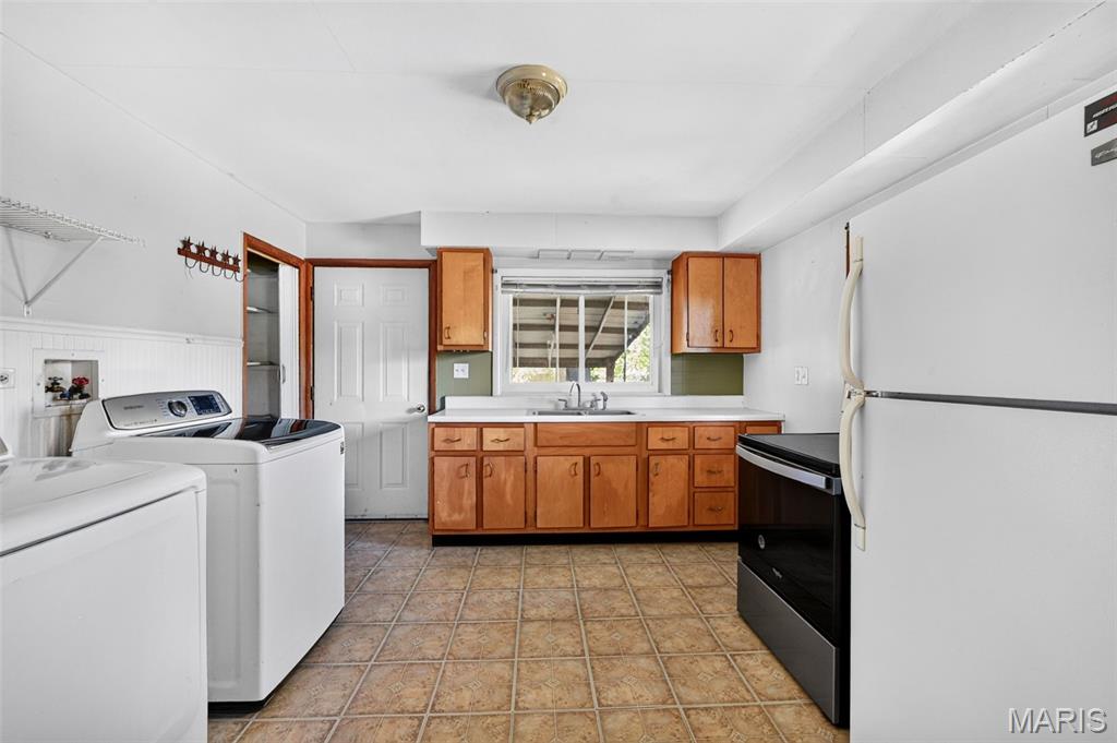 7377 Riffle Island Drive Property Photo 11