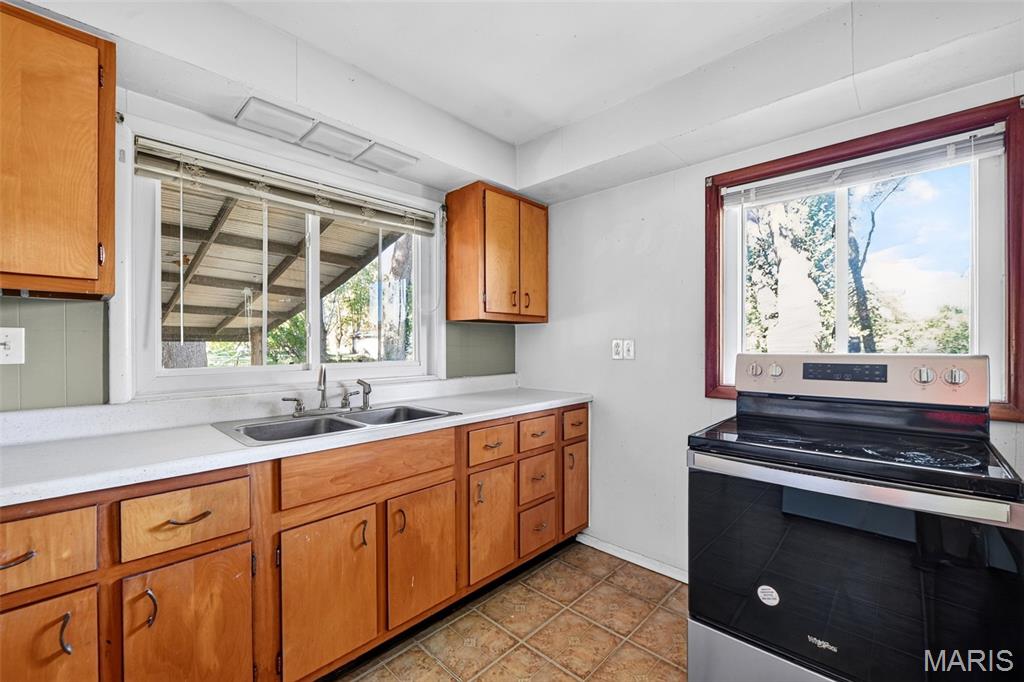 7377 Riffle Island Drive Property Photo 13