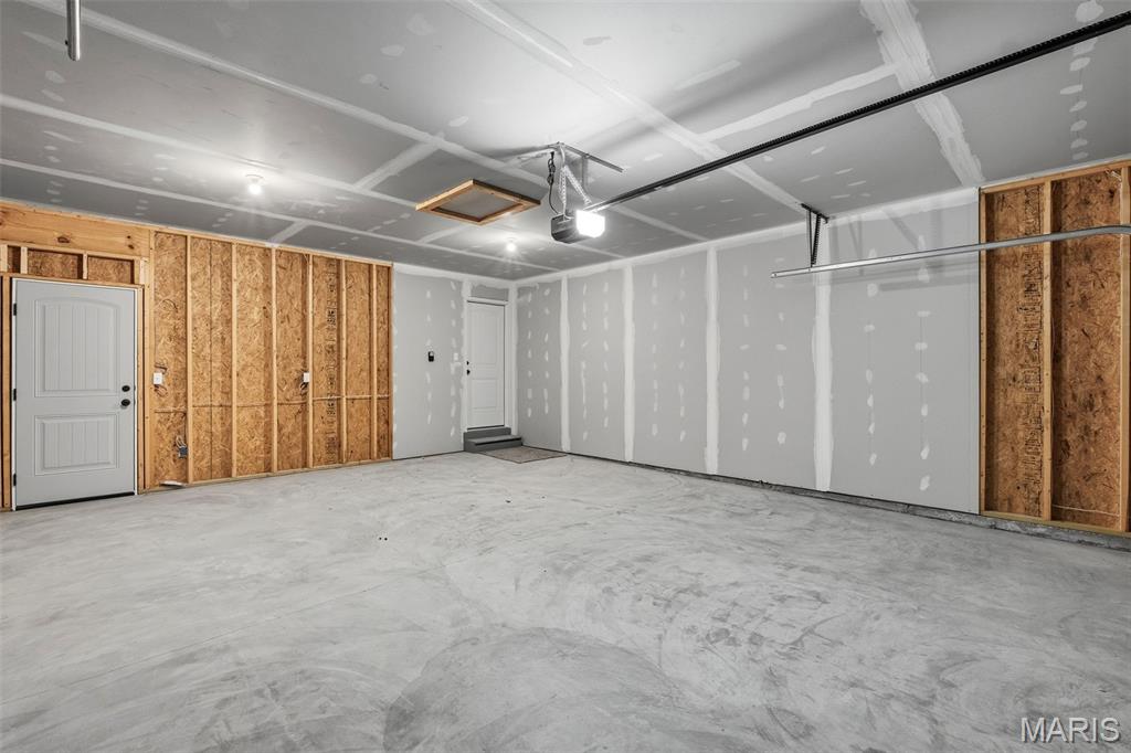 1016 Samwise Street Property Photo 35