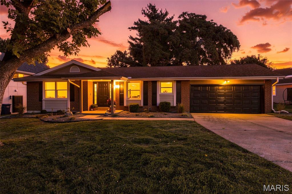 4 Riviera Court Property Photo 1