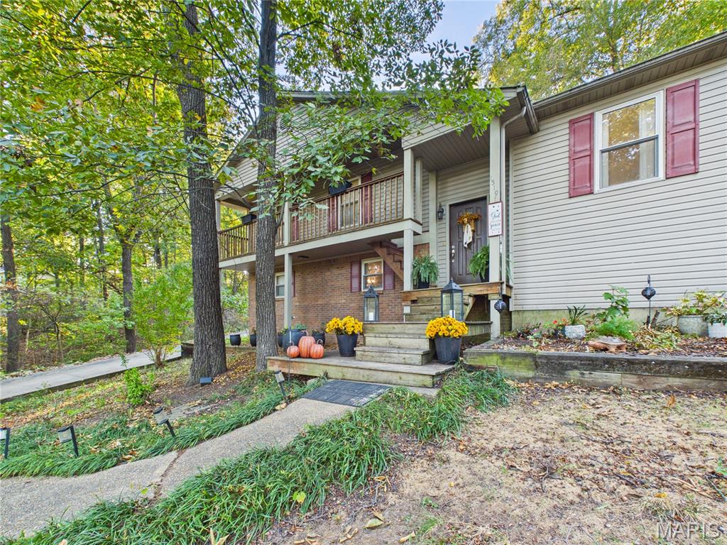 1519 E Kenton Road Property Photo 1