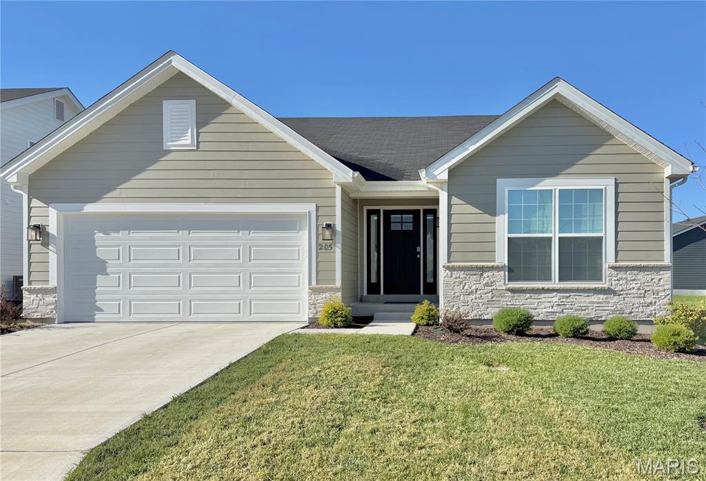 205 Red Fox Court Property Photo 1