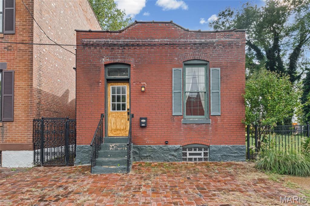 1830 Lami Street Property Photo 1