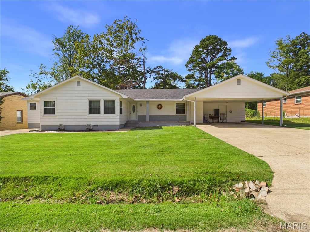 2209 Penny Street Property Photo 1