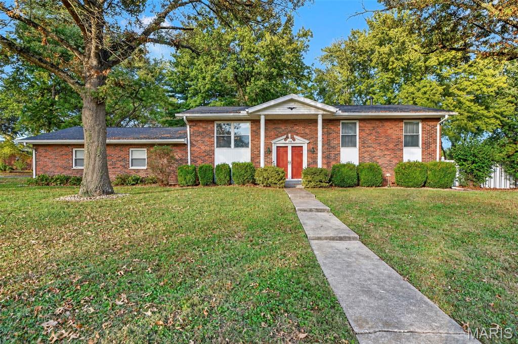 219 Brookside Lane Property Photo 1