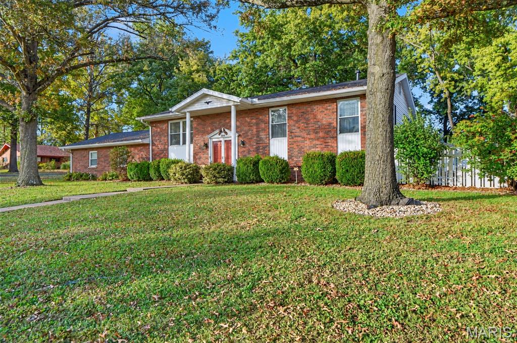 219 Brookside Lane Property Photo 2