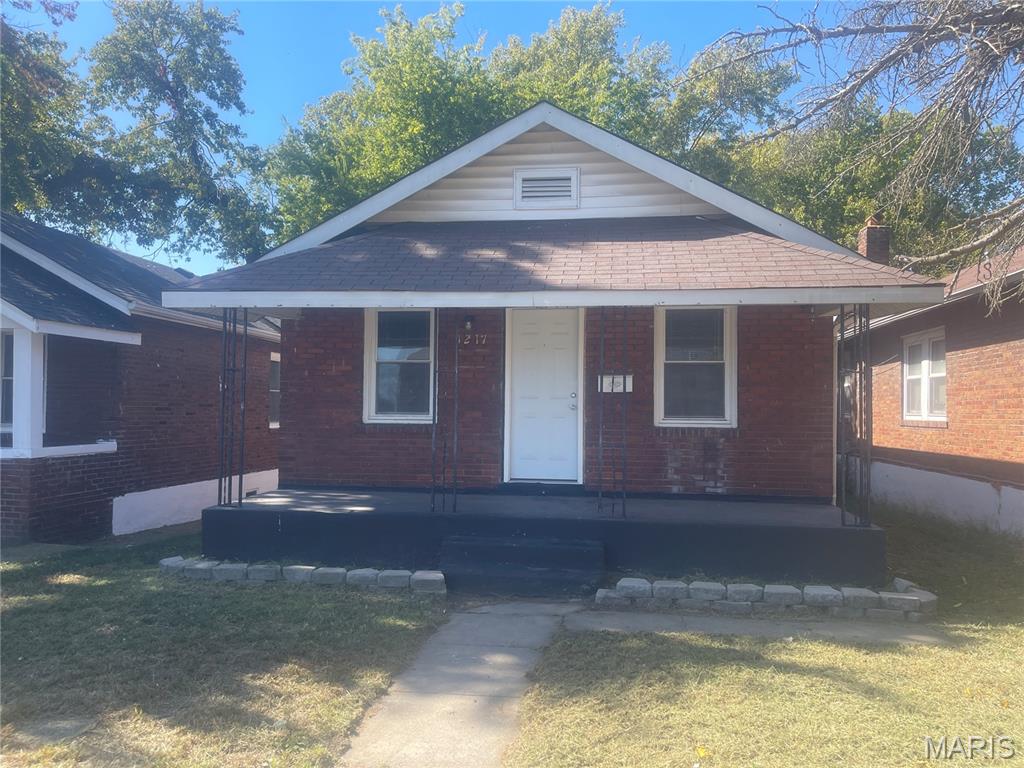 26067597 Property Photo 1