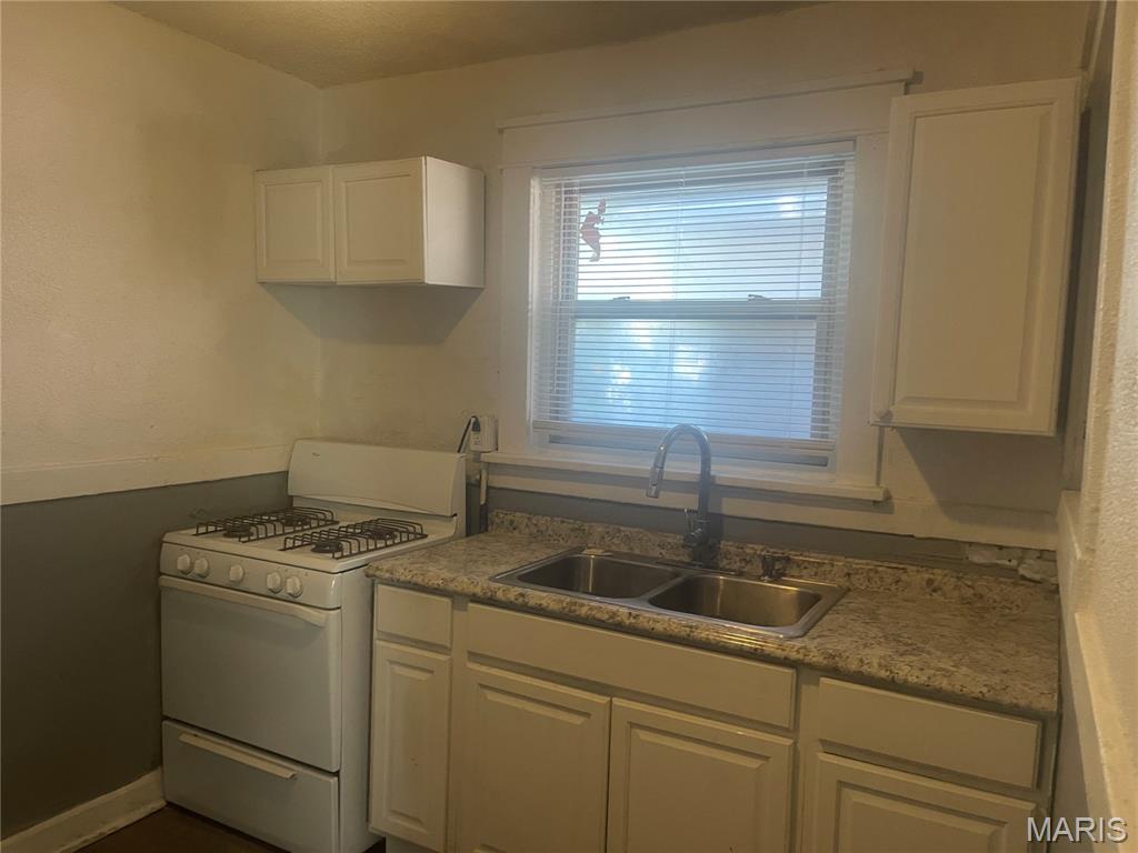 26067597 Property Photo 2