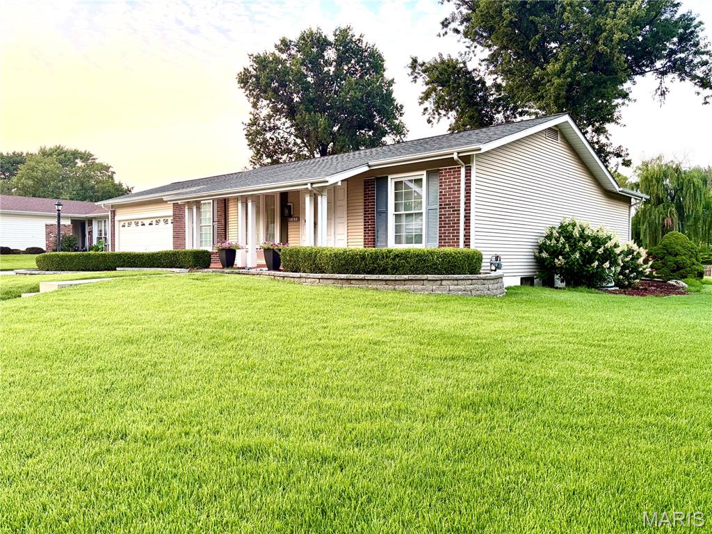 1410 Burnside Court Property Photo 2