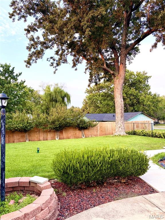 1410 Burnside Court Property Photo 7