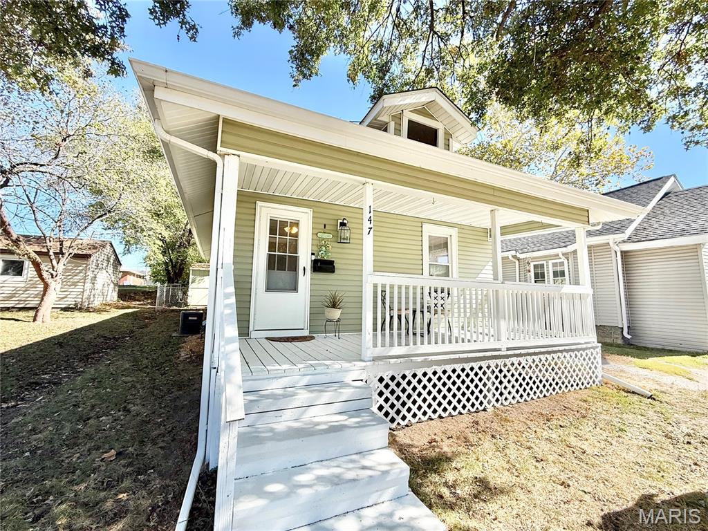 147 E Alton Avenue Property Photo 1