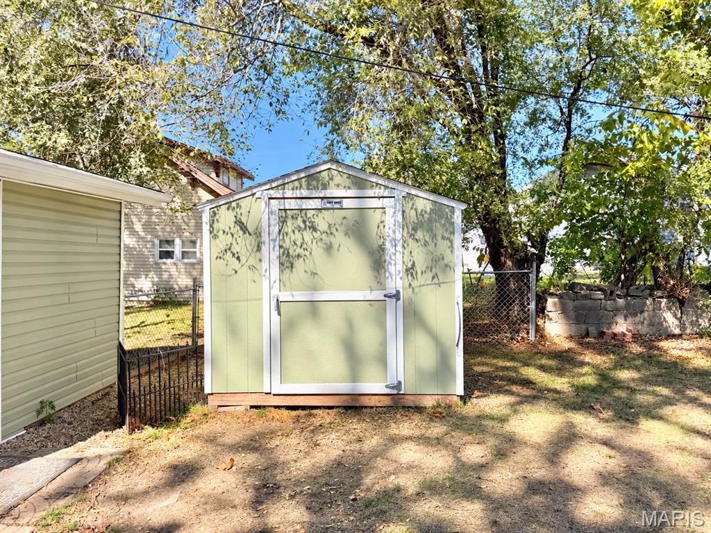 147 E Alton Avenue Property Photo 19