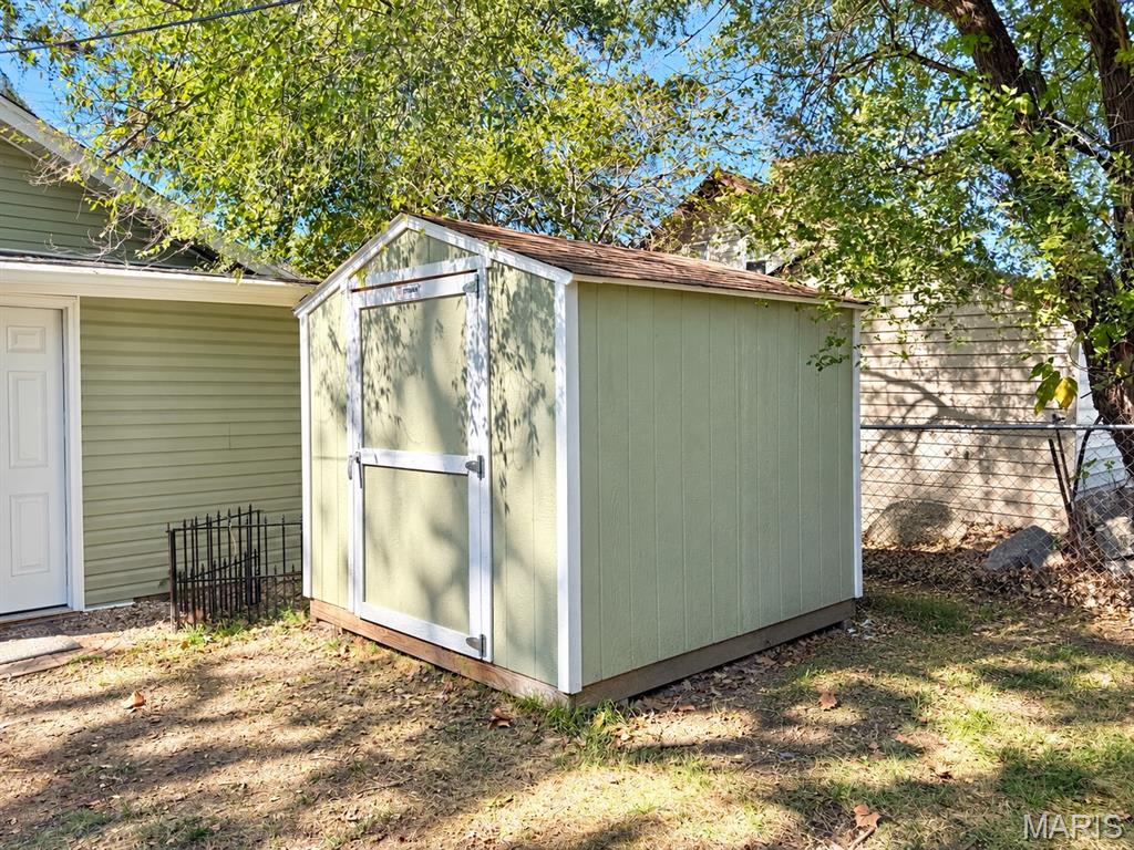 147 E Alton Avenue Property Photo 20