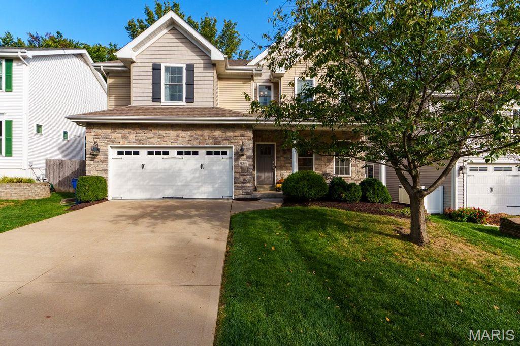 926 Twin Pine Drive Property Photo 1