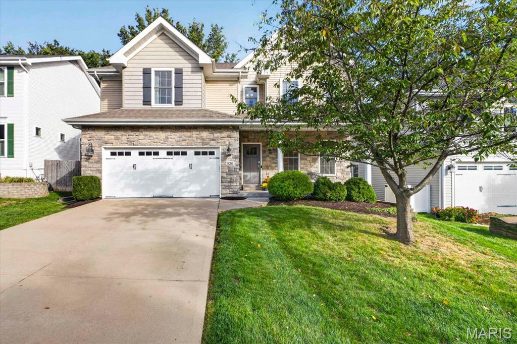 926 Twin Pine Drive Property Photo 1