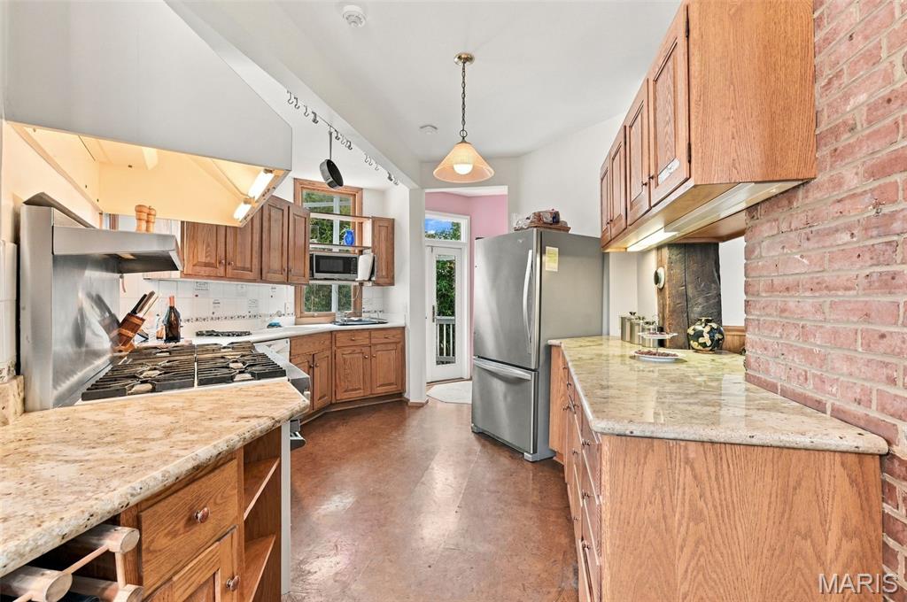 5291 Westminster Place Property Photo 11