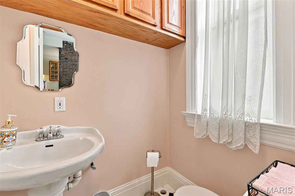5291 Westminster Place Property Photo 17