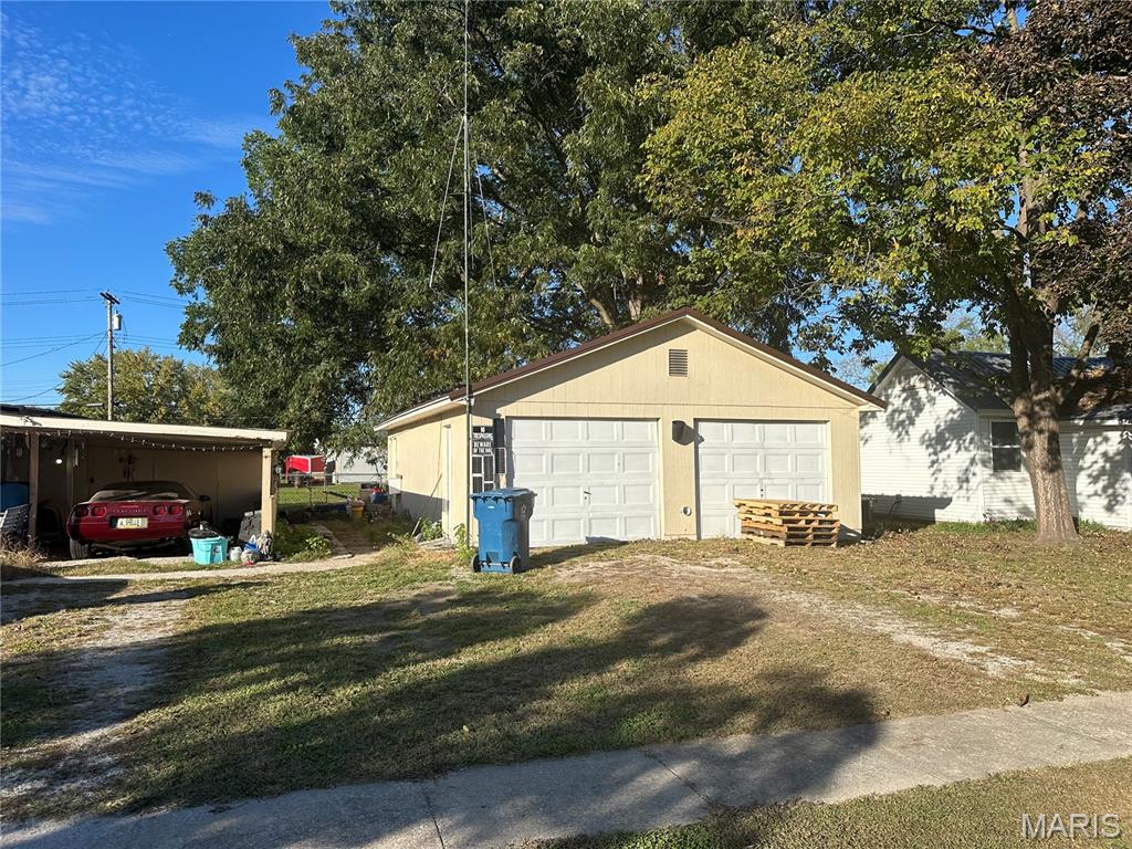 408 Henderson Avenue Property Photo 2