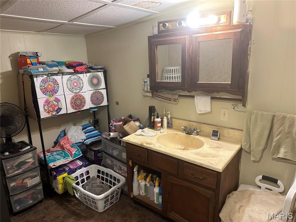 408 Henderson Avenue Property Photo 12