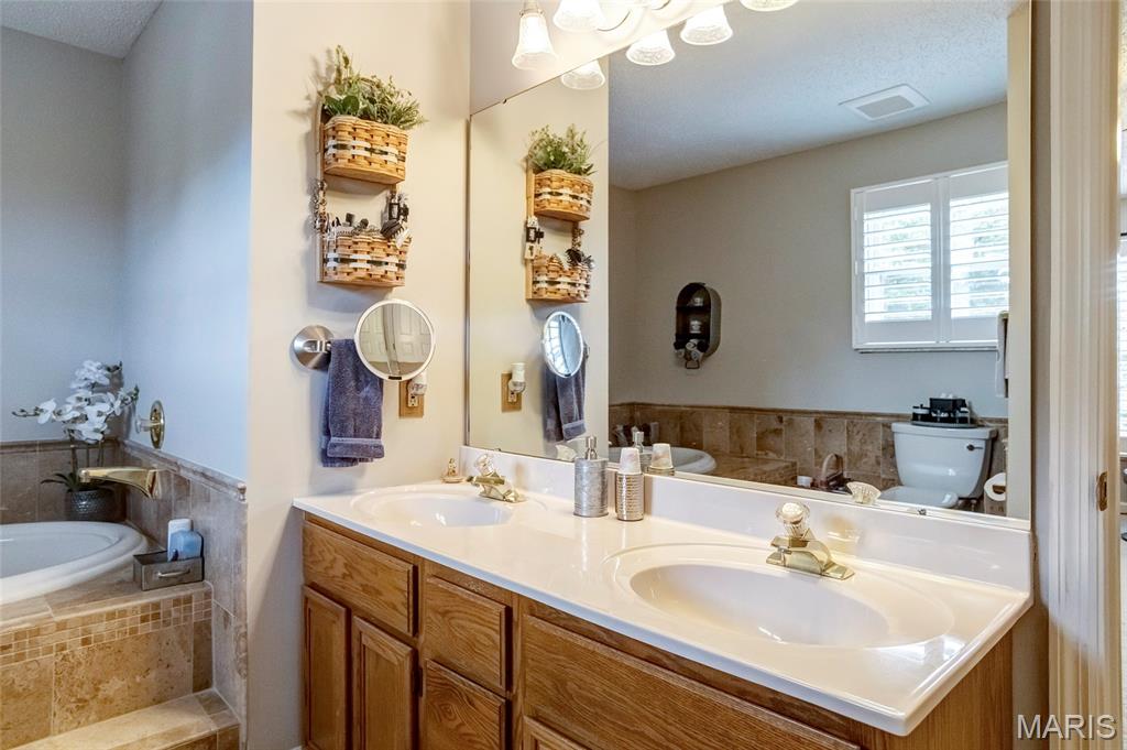 1733 Michaelwood Court Property Photo 31