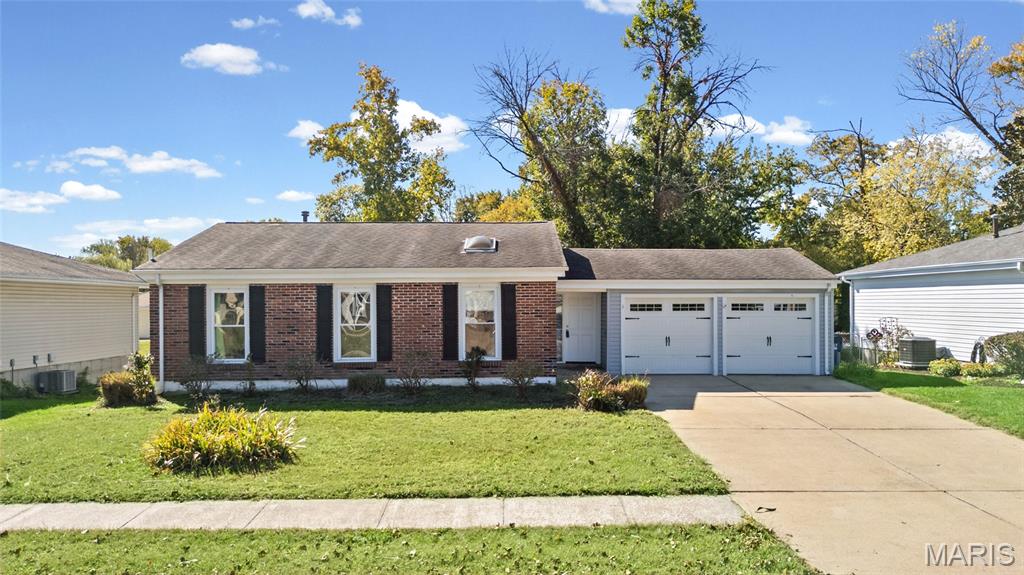 6 Westwood Estates Drive Property Photo 1