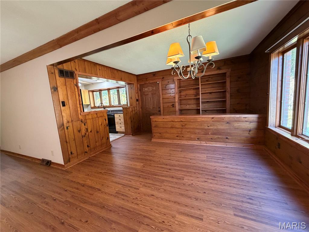 1237 Lakemont Drive Property Photo 8