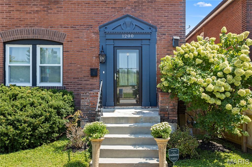 1200 McCausland Avenue