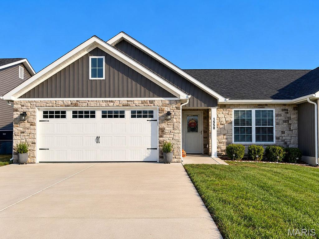 1550 Hickory Landing Property Photo 1
