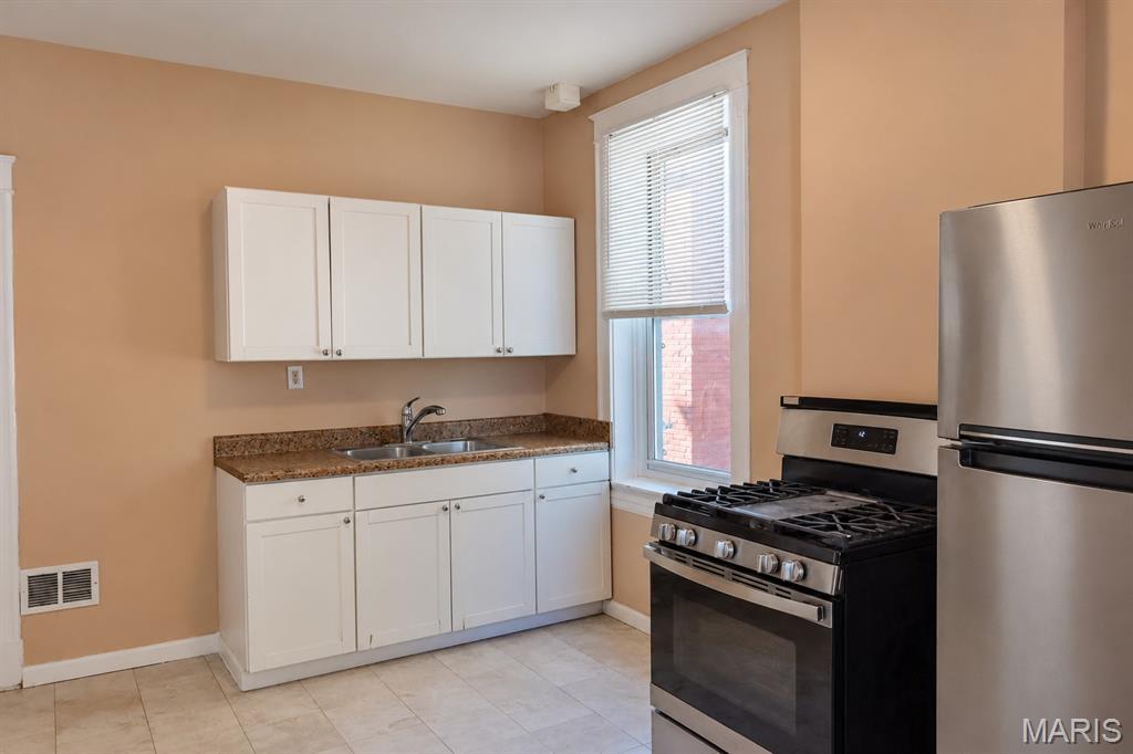 439 Fassen Street Property Photo 3