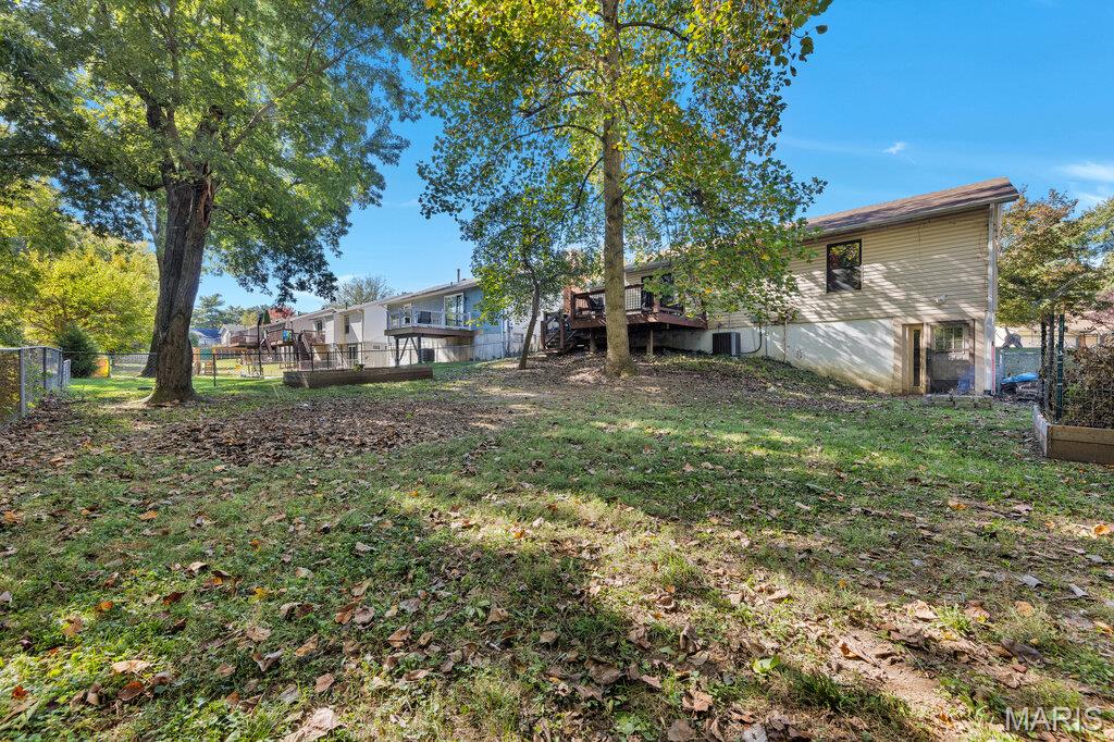 2448 Village Glen Court Property Photo 22