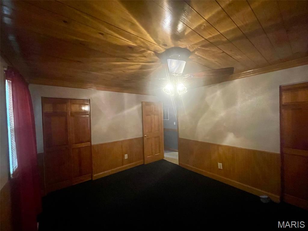 320 Baker Street Property Photo 26