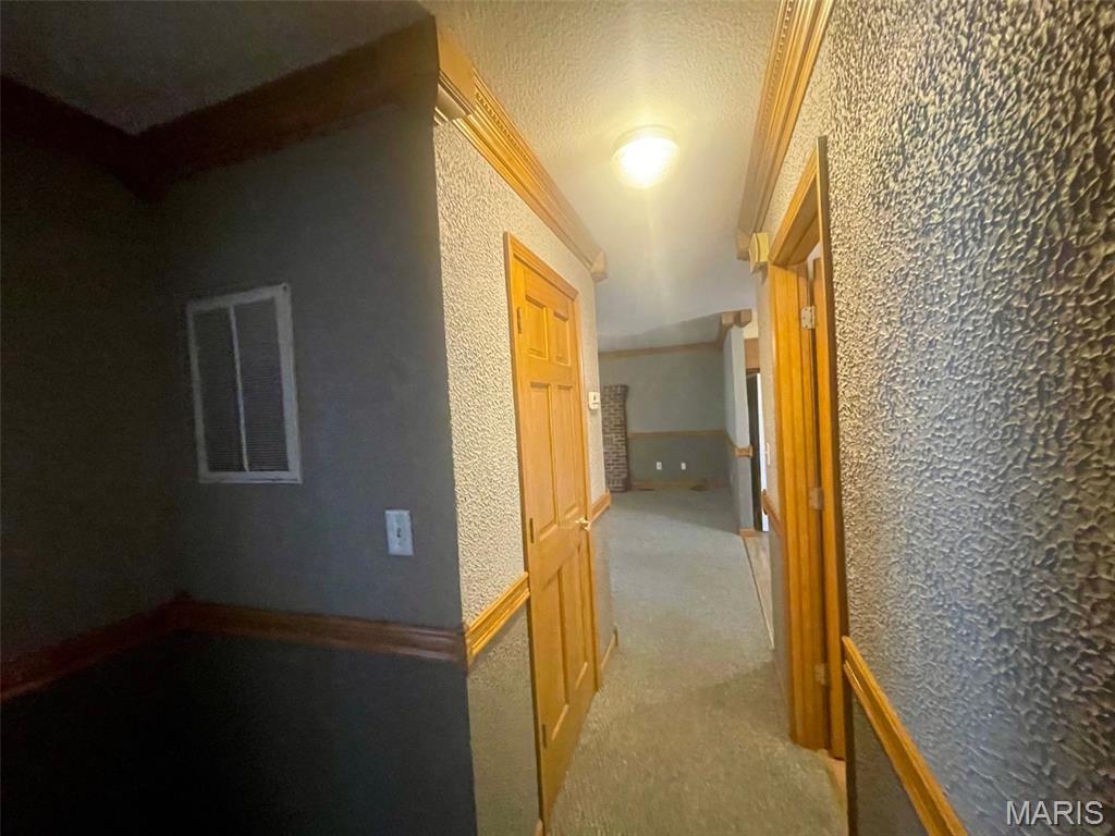 320 Baker Street Property Photo 27