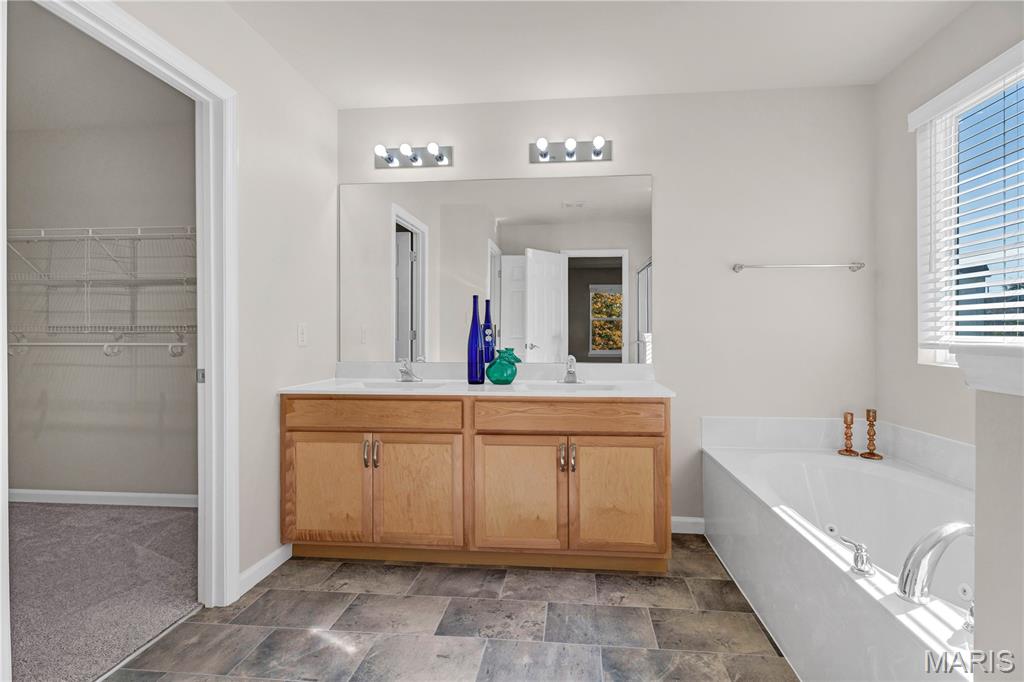 242 Lakeview Farms Drive Property Photo 20