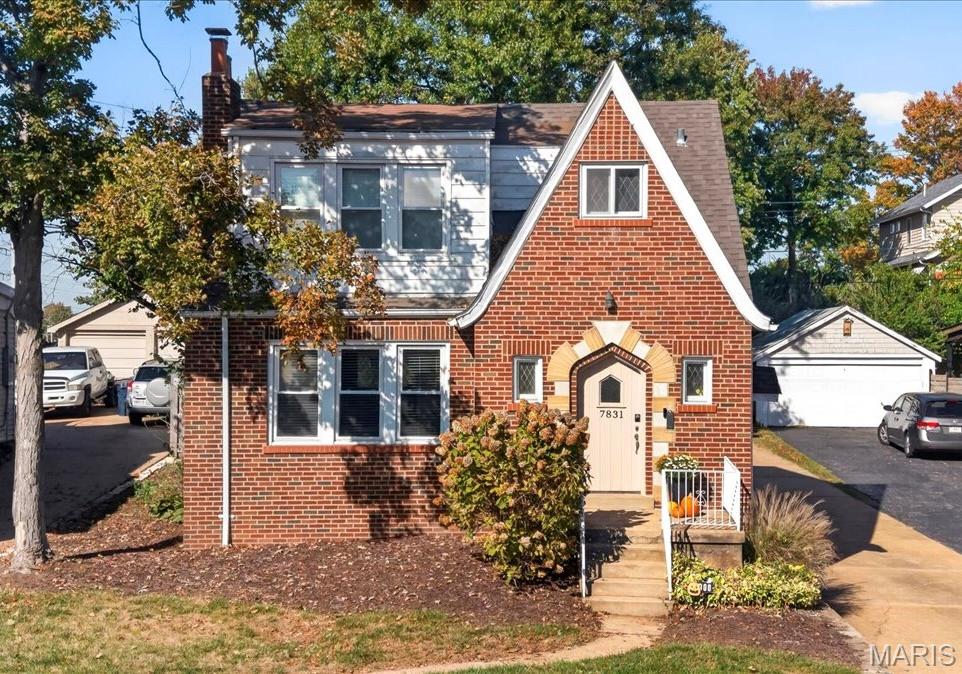 7831 Weil Avenue Property Photo 1