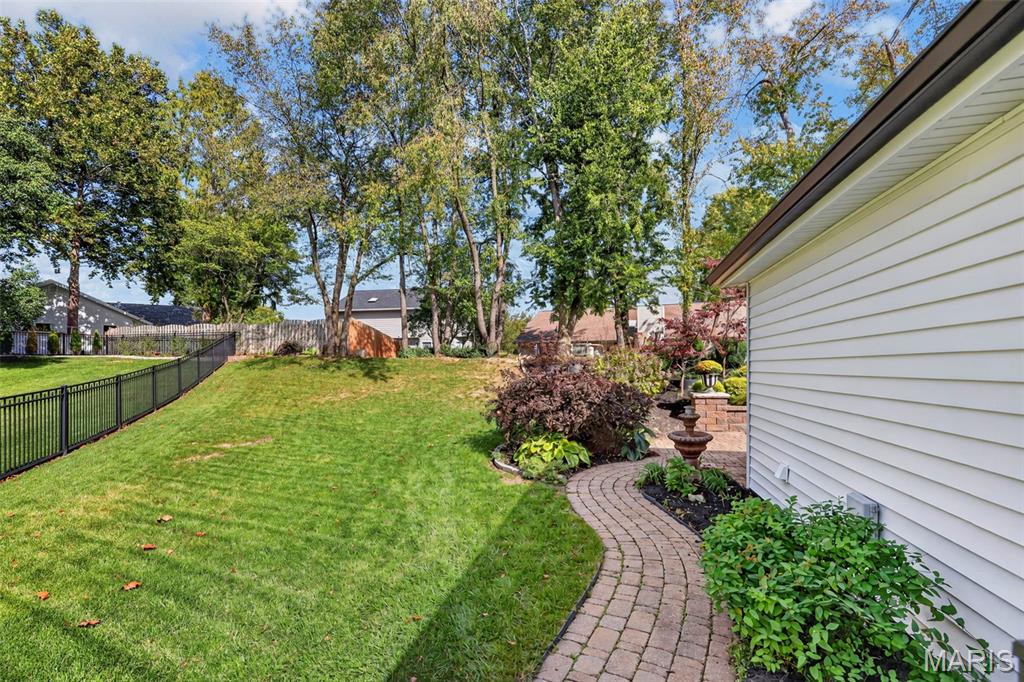 16 Pear Blossom Court Property Photo 46