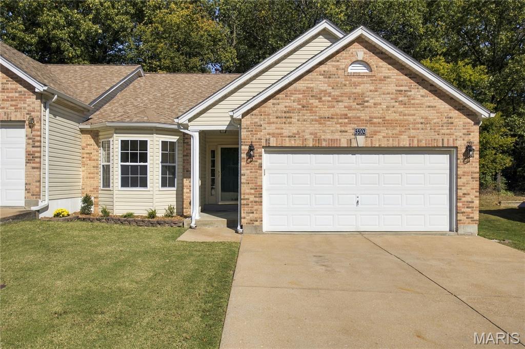 5502 Johnson Crossing Drive Property Photo 1