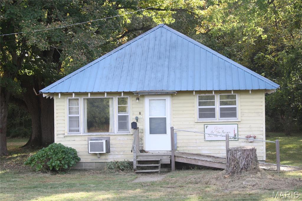 22050 State Highway Ab Property Photo 1