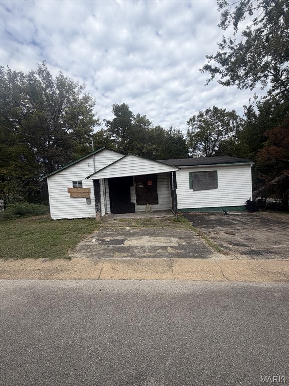 609 Flint Street Property Photo 1