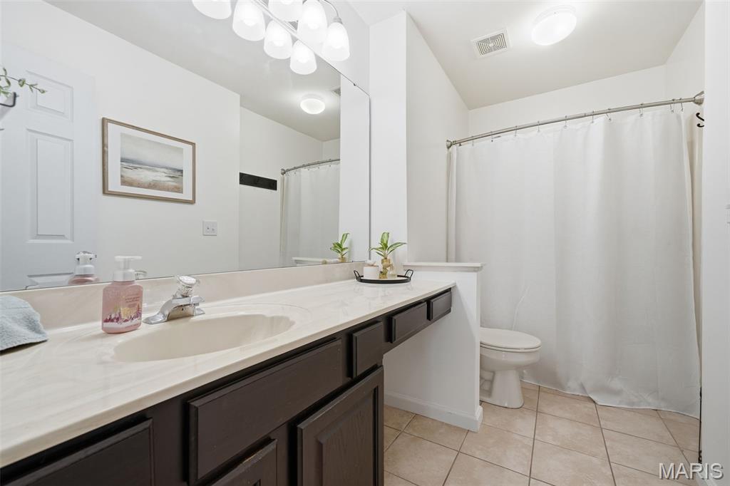 5616 Wickershire Lane Property Photo 17