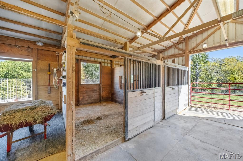 5529 State Road Y Property Photo 35