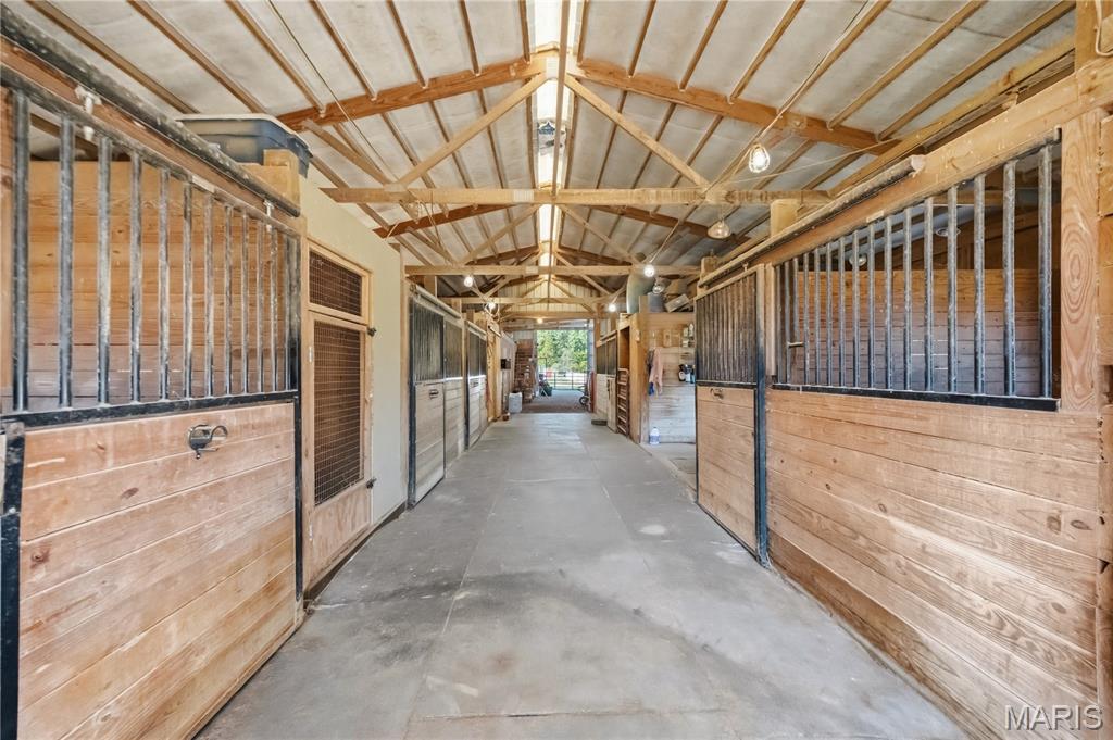 5529 State Road Y Property Photo 36
